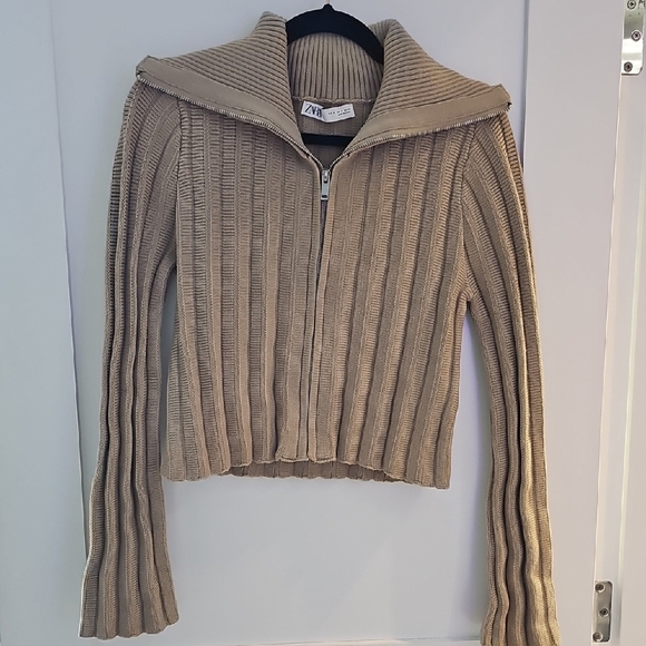 Zara Women's Tan Ribbed Sweater Size M - Picture 1 of 6